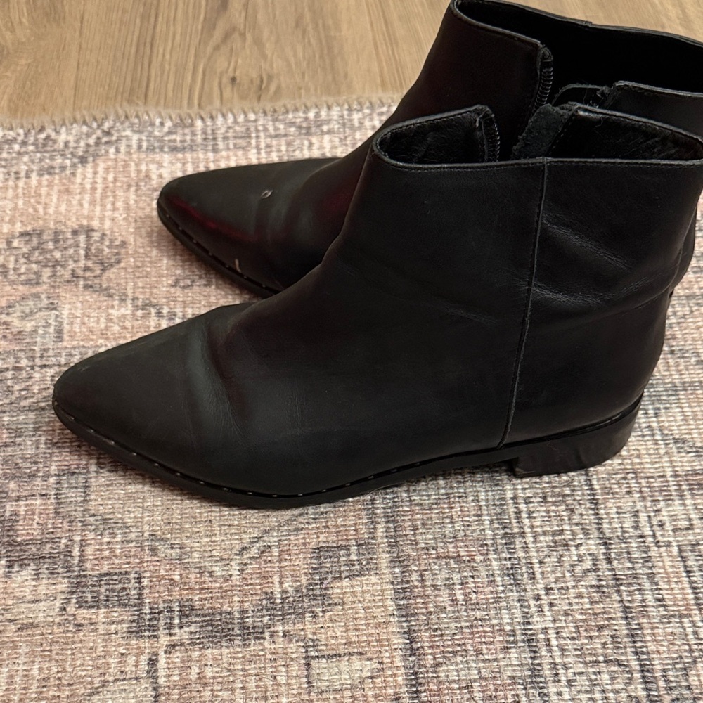 Catherine Malandrino Black Ankle Boots - Picture 3 of 6